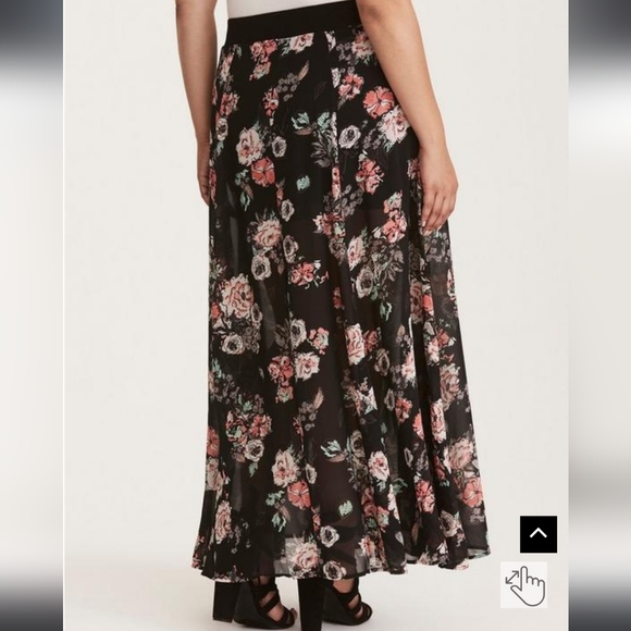 Plus Size 2X Torrid Maxi Chiffon High Waisted long Skirt Floral pretty spring! - Picture 3 of 4